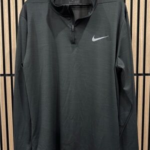 Nike Men's Gray Dri-FIT Pullover Jacket